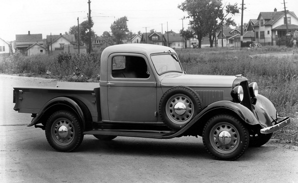 Ram Trucks Vintage Photo Friday, Part 1 (1918-1935)