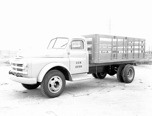 1949-Dodge-2.5-ton-stake-truck